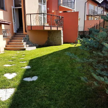 Classic Апартаменти *